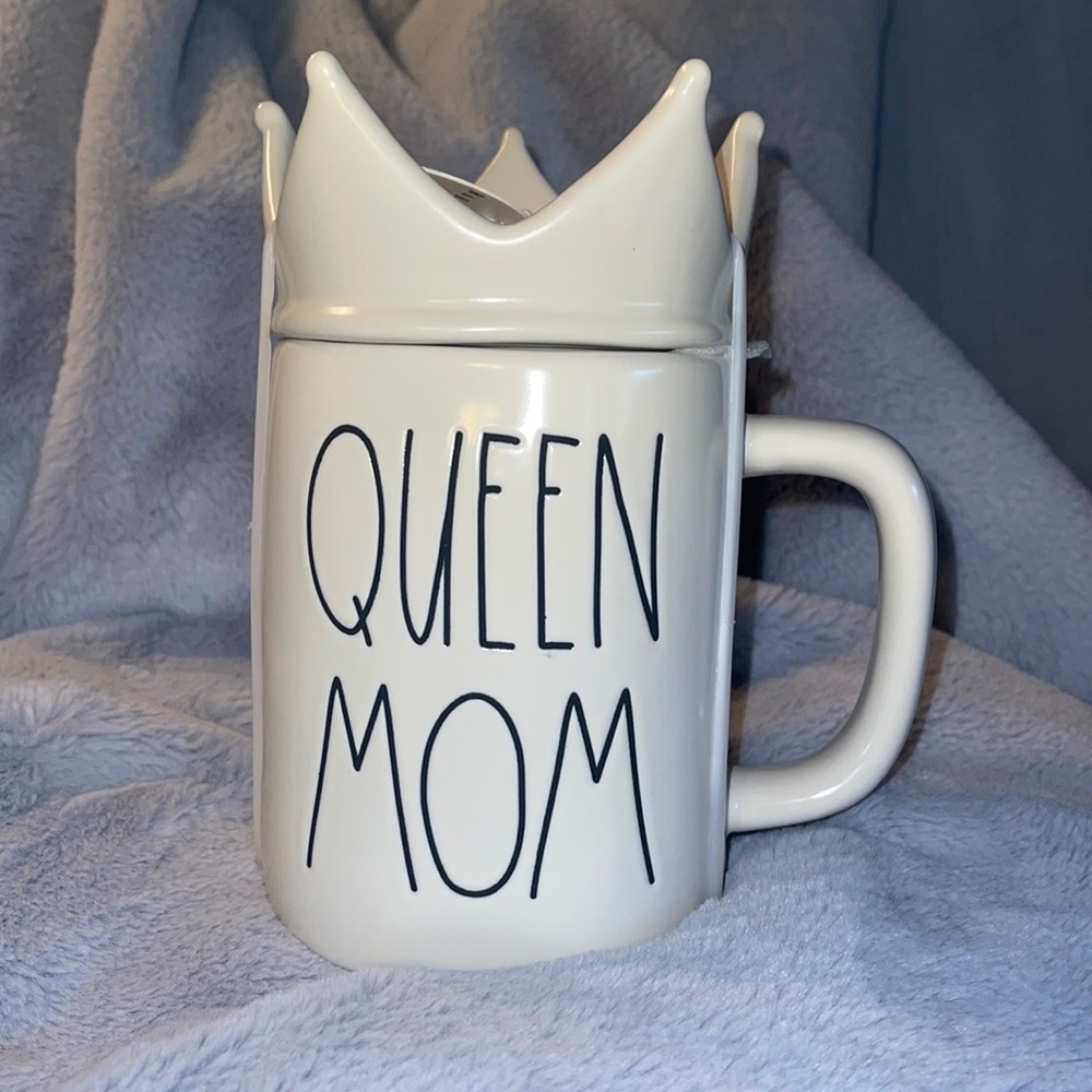 Rae Dunn “Queen Mom” w/Crown Ceramic Coffee Mug